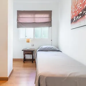 Flatguest Triana Urbano Apartamento