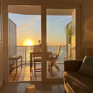 Primera Linea Playa Apartamento